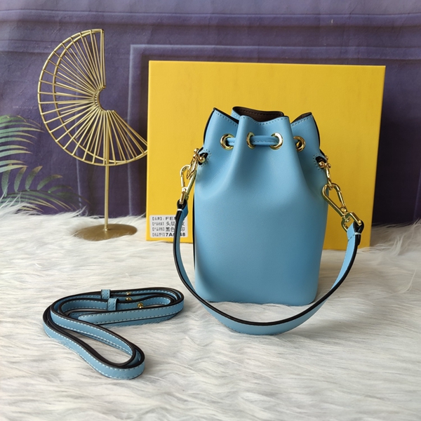 スーパーコピーブランドバッグ側面デザイン